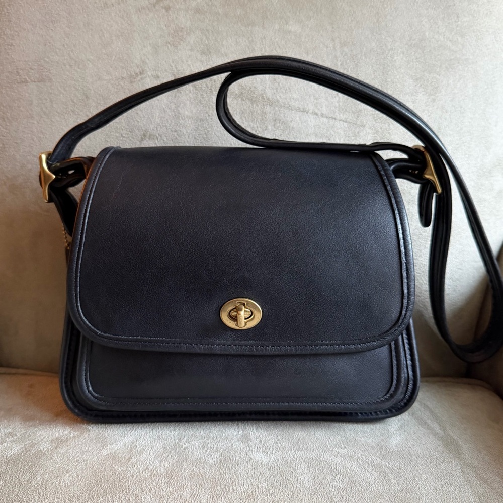 Vintage Coach Rambler Legacy Bag in Black Leather Style H1D-9061